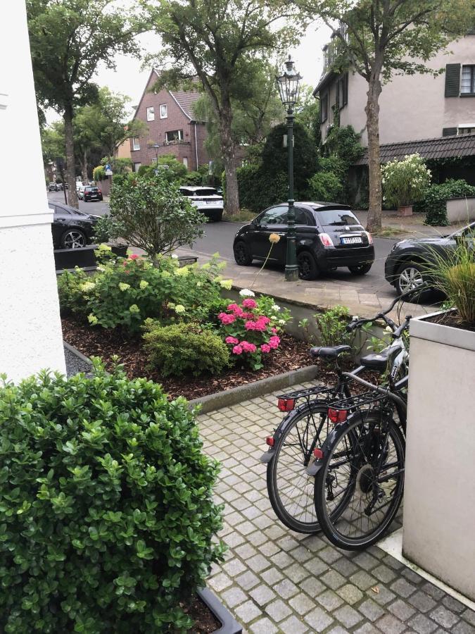 Schönfelder * Düsseldorf